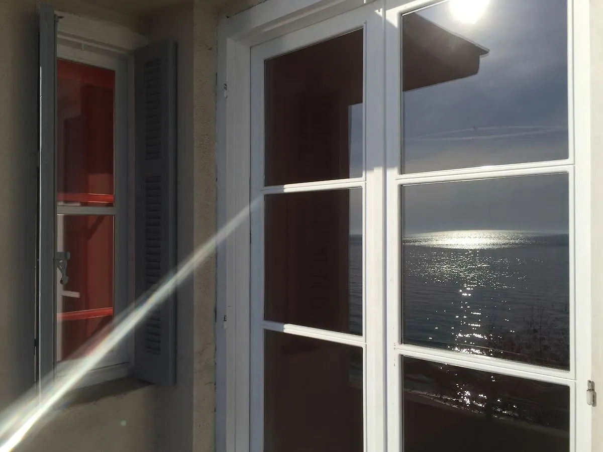 Air Waterfront Nikis Apartment سالونيك