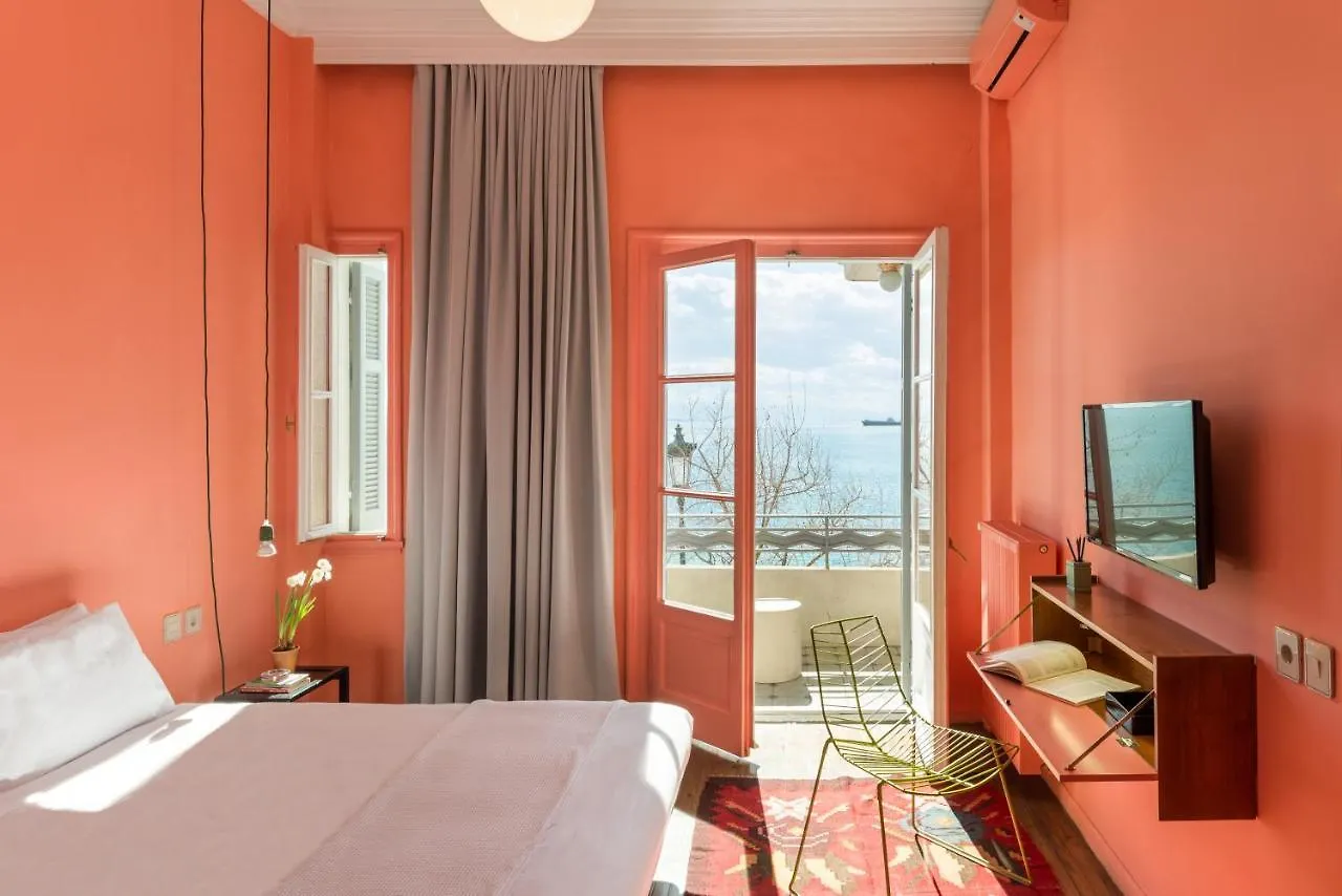 Air Waterfront Nikis Apartment سالونيك
